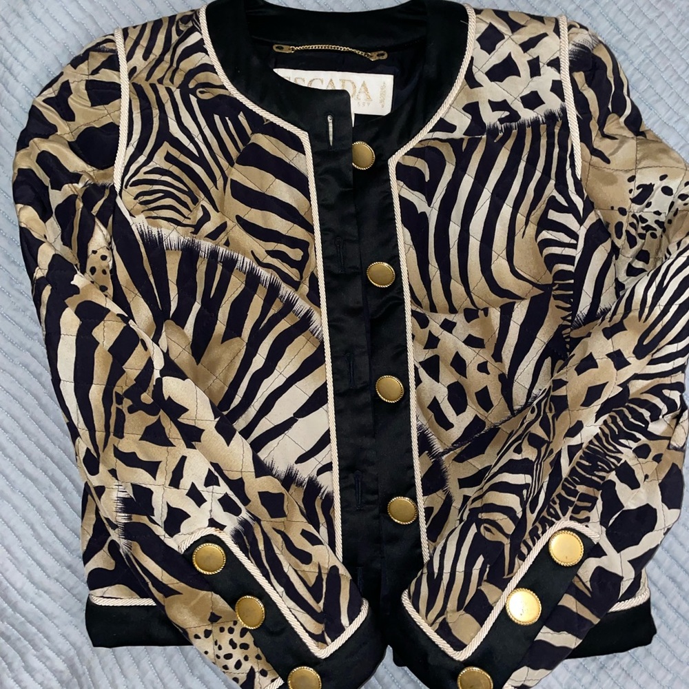 100% original Escada jacket